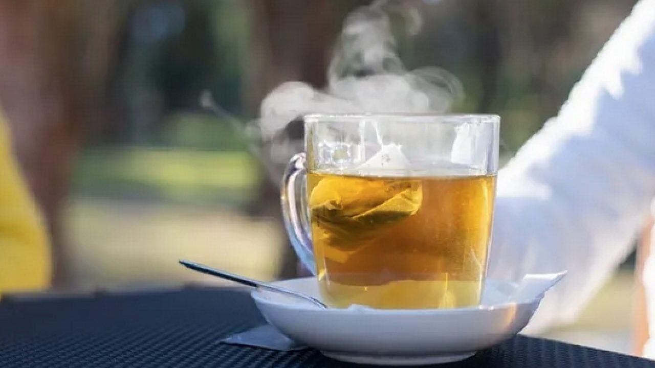 Çayı böyle içenler zehirleniyor: Öyle bir yanlış ki... Hormonları yerle bir eden bu hatayı yapmayın