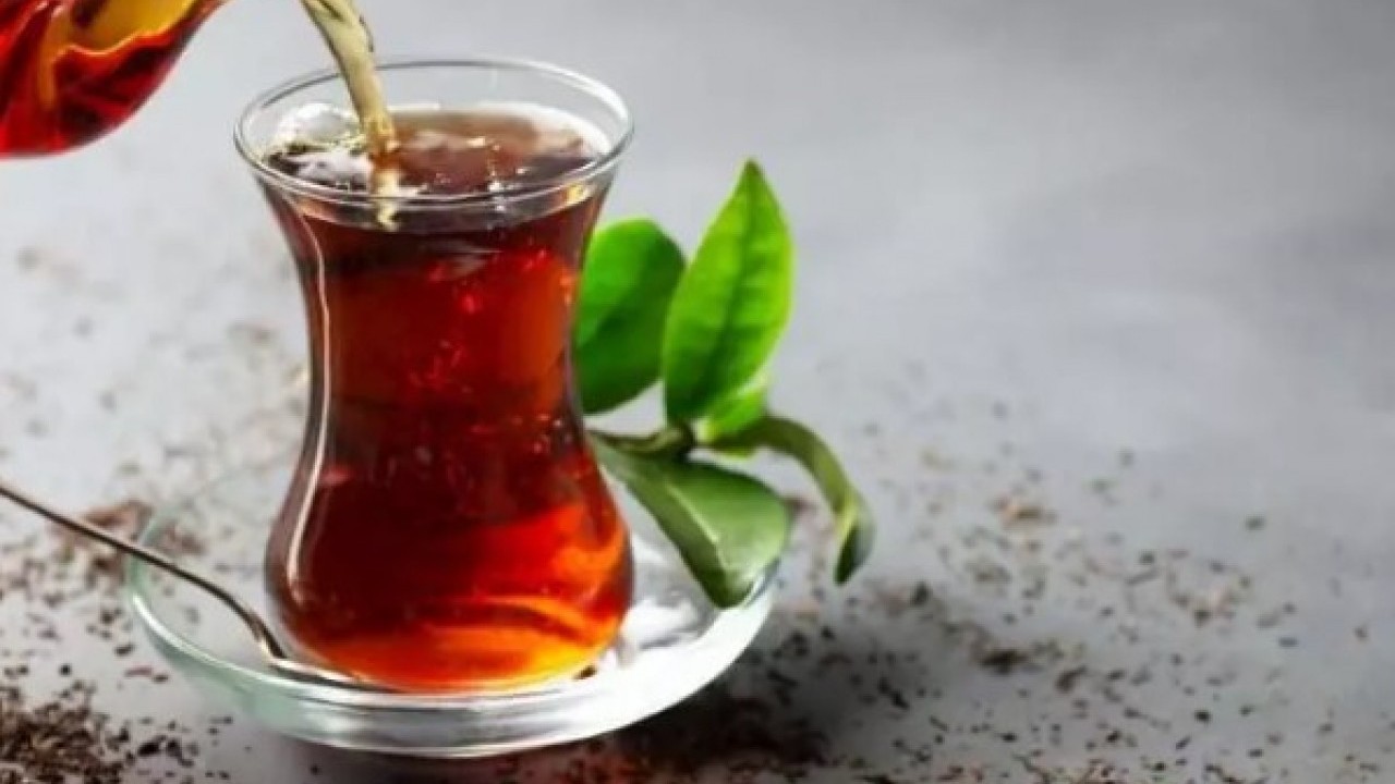 Foto - Çayı bu şekilde demleyenler dikkat: Kanserin ardındaki gerçek ortaya çıktı! 