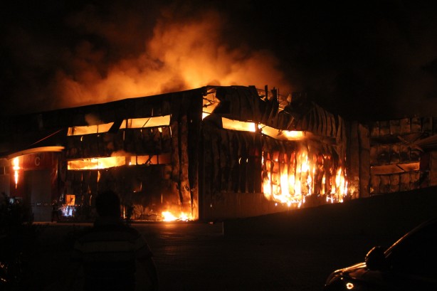 Cayır cayır yanmıştı! Kontrol altına alındı