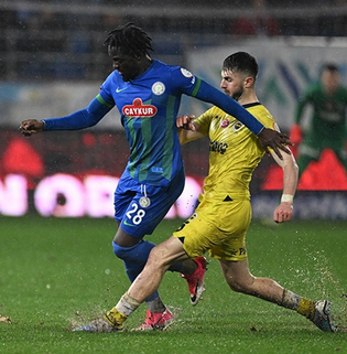 Foto - Çaykur Rizespor-Fenerbahçe maçı canlı anlatımı