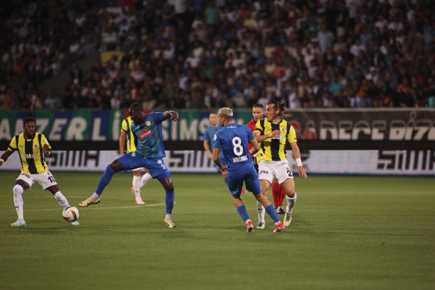 Foto - Çaykur Rizespor-Fenerbahçe maçı canlı anlatımı