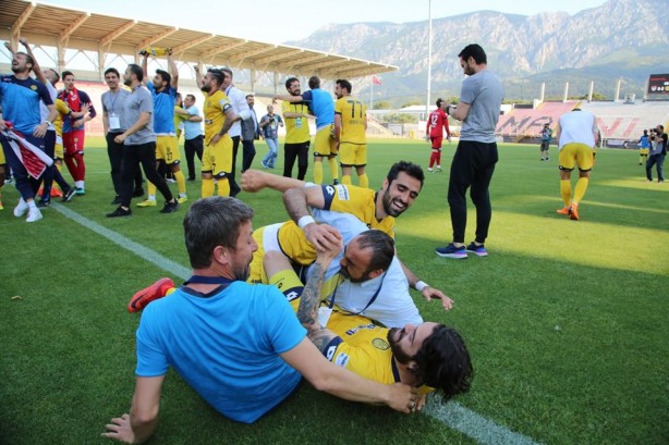 Foto - Çaykur Rizespor ve Ankaragücü Süper Lig'de 