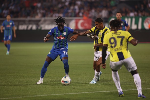 Foto - Çaykur Rizespor'a bir şok daha! Gökhan Akkan protestoya maruz kaldı! Şoke eden gerçek...