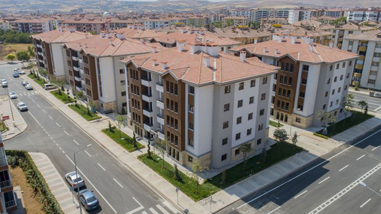 Foto - Cebinde 10 bin lirası olan başvuruyor! TOKİ yeni konut projesini Türkiye'ye duyurdu