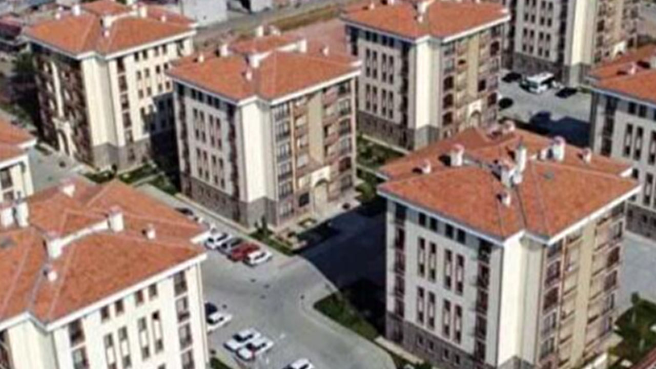 Cebinde 10 bin lirası olan başvuruyor! TOKİ yeni konut projesini Türkiye'ye duyurdu
