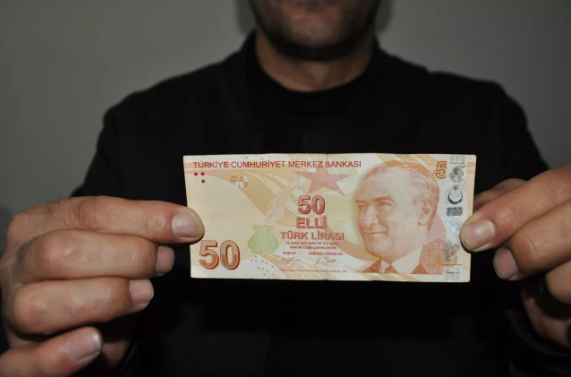 Foto - Cebinde 50 lira olanlar dikkat! Zengin olabilirsiniz, hemen kontrol edin