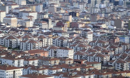 Foto - Cebinde, bankada dolar tutanlar dikkat! Ziraat Bankası'nın eski yetkilisi açıkladı: Dolar o rakamı görecek