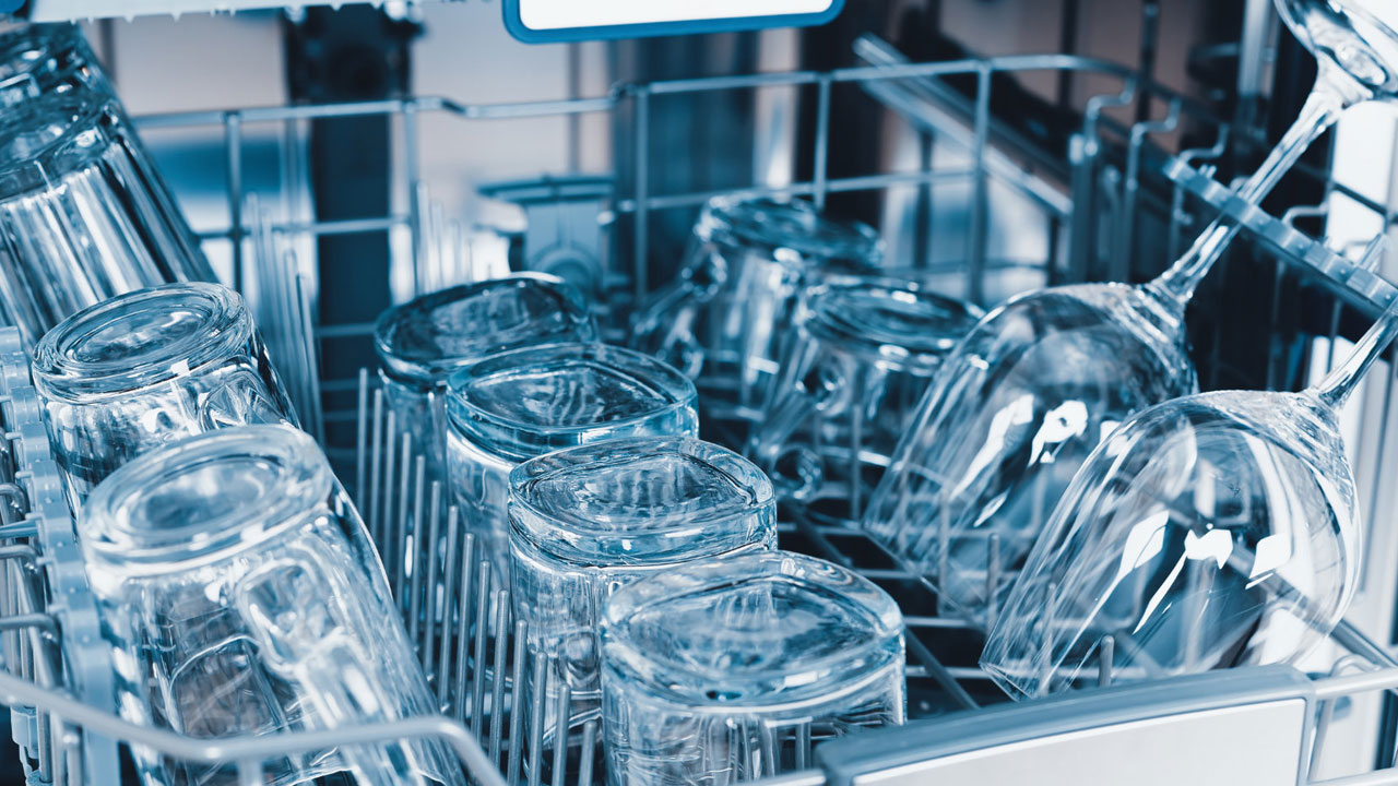 Foto - Cebinizi ve makinenizi yıpratıyor! Her gün bulaşık makinesi çalıştırmak zararlı mı?