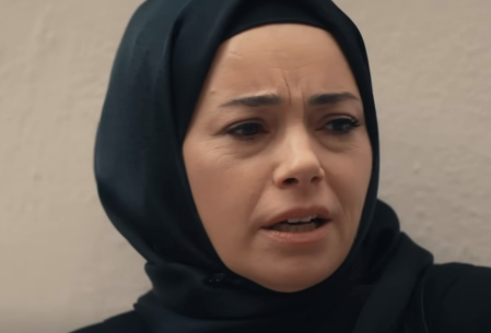 Çekin elinizi dindarlardan! Tüh sizin suratınıza... Gündeme oturacak gelişme!