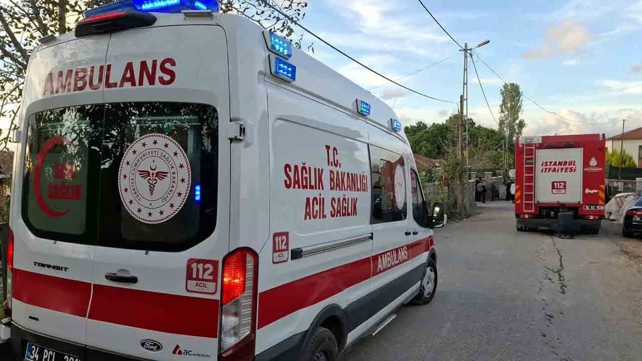 Foto - Çekmeköy'de inşaatta göçük: Toprak altında kalan işçi kurtarıldı
