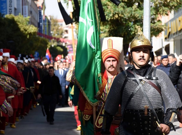 Foto - Çelik Kanatlar ve Jandarma Mehteran Takımı'ndan gösteri