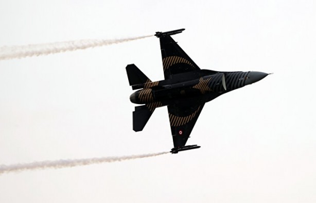 Foto - 'Çelik Kanatlar' ve SOLOTÜRK TEKNOFEST'te nefes kesti! İşte o anlar...