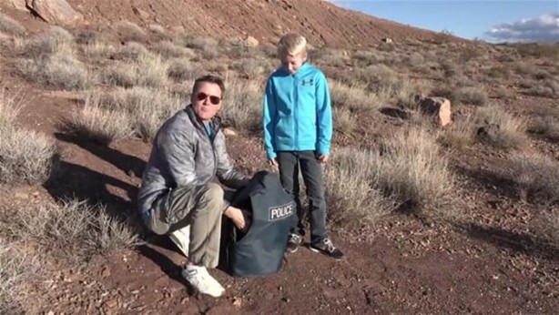Foto - Çelik yeleğin içinde ne var, biliyor musunuz?