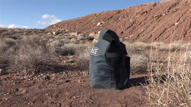 Foto - Çelik yeleğin içinde ne var? İşte cevabı!