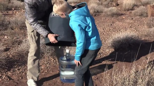 Foto - Çelik yeleğin içinde ne var? İşte cevabı!
