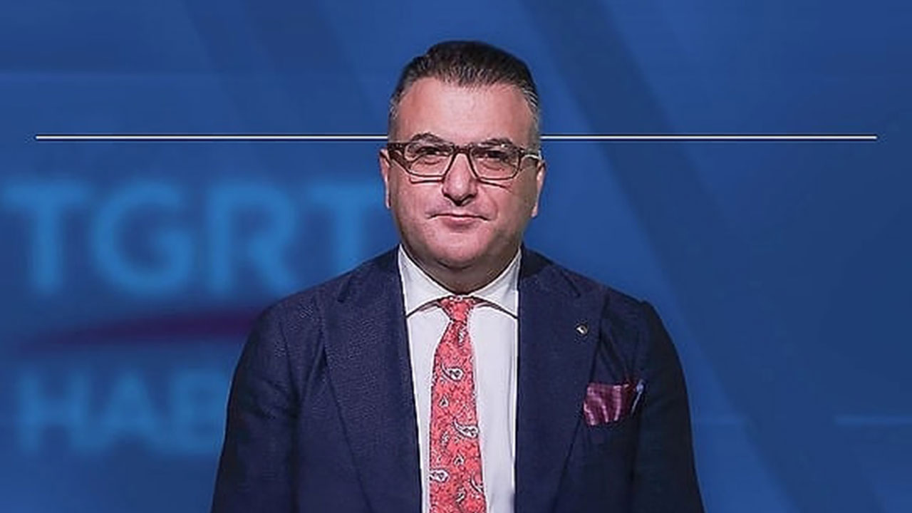 Foto - Cem Küçük AK Parti'ye yakın olup CHP'ye yanaşanları açıkladı: Erdoğan ihanete uğradığının farkında ve acele etmiyor