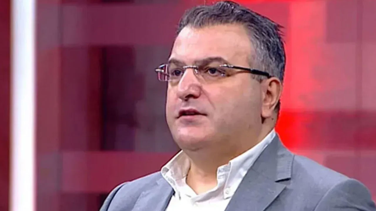 Cem Küçük AK Parti'ye yakın olup CHP'ye yanaşanları açıkladı: Erdoğan ihanete uğradığının farkında ve acele etmiyor