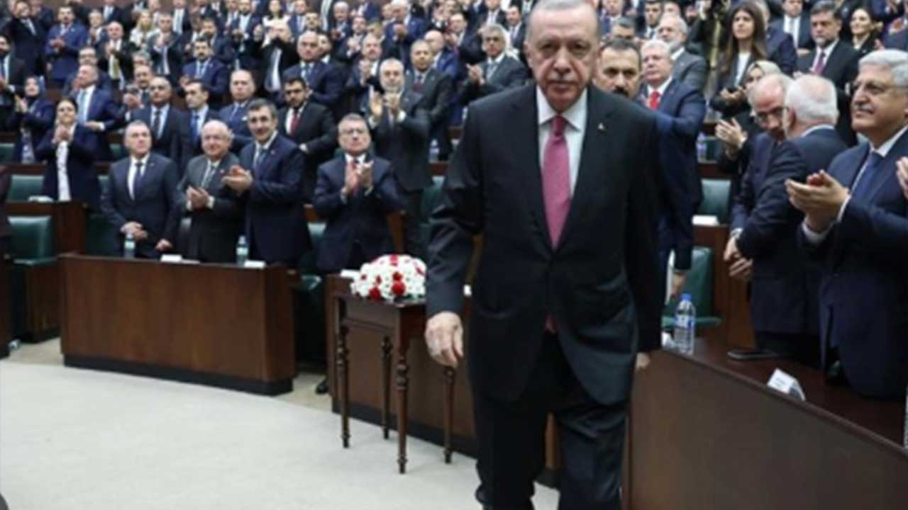 Foto - Cem Küçük, Berat Albayrak kulisini Türkiye'ye duyurdu! 'Kesin' dedi, 5 kişinin ismini verdi