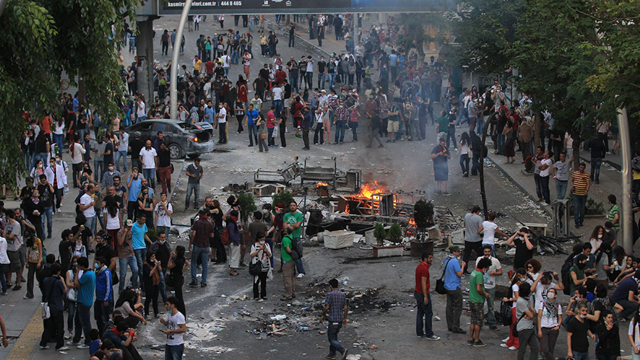 Foto - Cem Küçük 'bunlar dava adamı değil' dedi ve isimlerini açıkladı: Hepsi ödlek