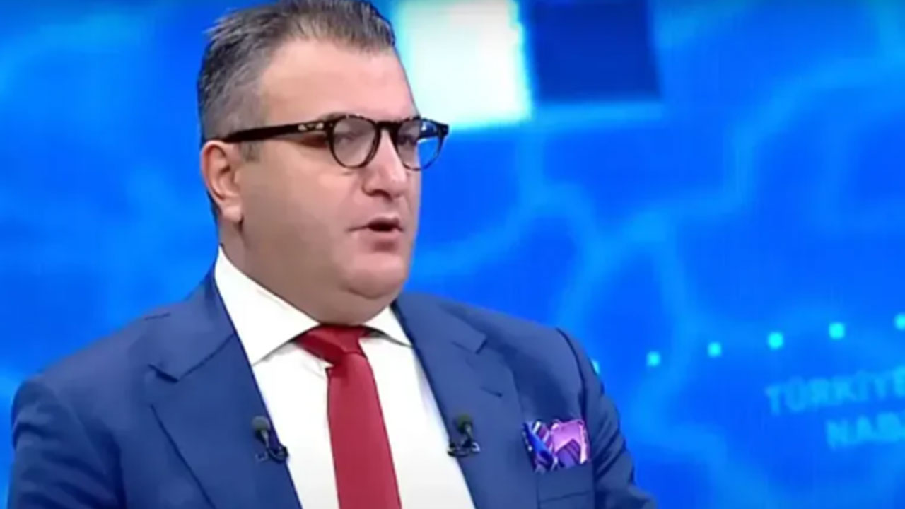 Cem Küçük canlı yayında açıkladı: İstediği kişilere ihale verdi