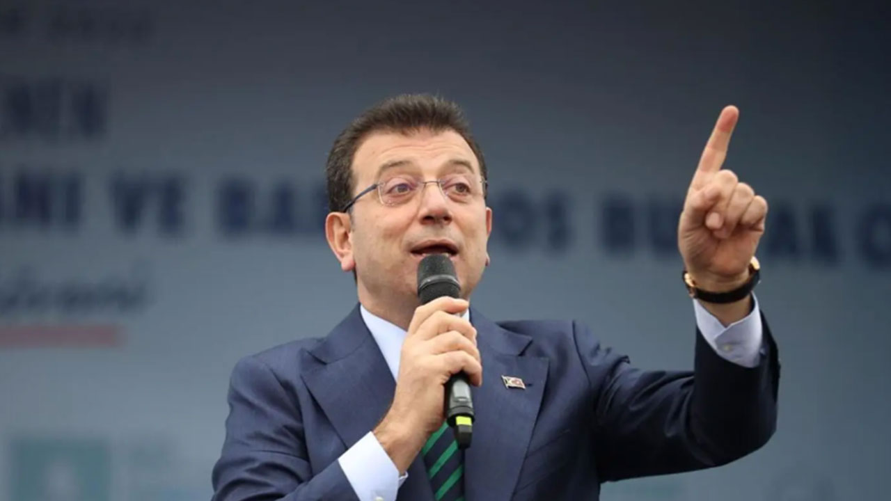 Foto - Cem Küçük canlı yayında açıkladı: İstediği kişilere ihale verdi