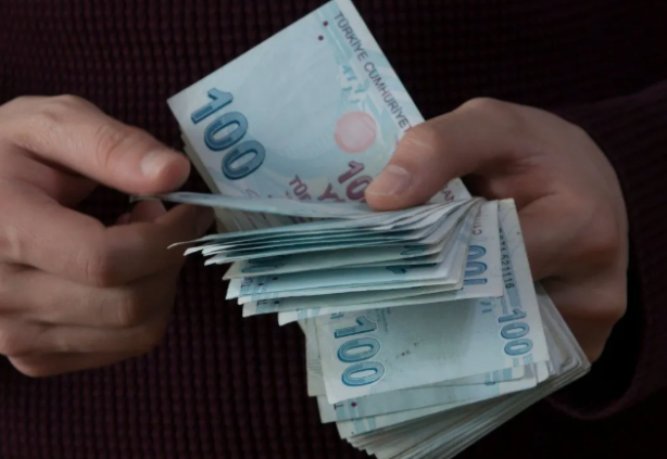 Foto - Cem Küçük emekli maaşlarıyla ilgili üzücü gelişmeyi canlı yayında duyurdu: Bitti artık 