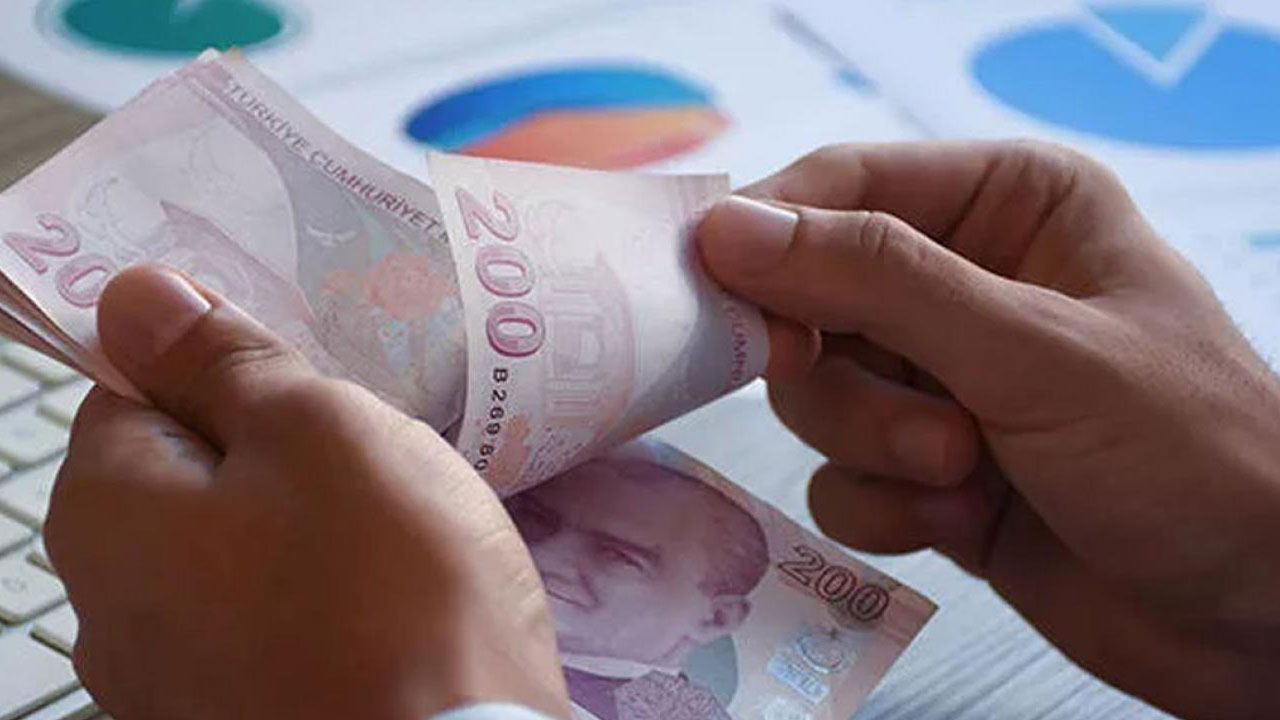 Foto - Cem Küçük 'emekliler hep bunu bekledi' diyerek büyük sıkıntıyı açıkladı