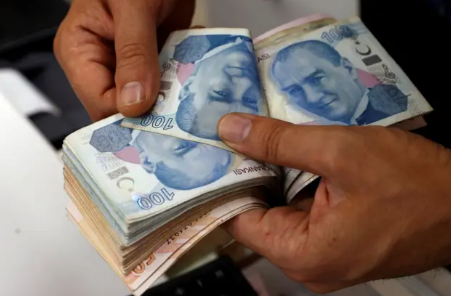 Foto - Cem Küçük en düşük emekli maaş zammını ağzından kaçırdı! Hükümetten önce ek zammı açıkladı