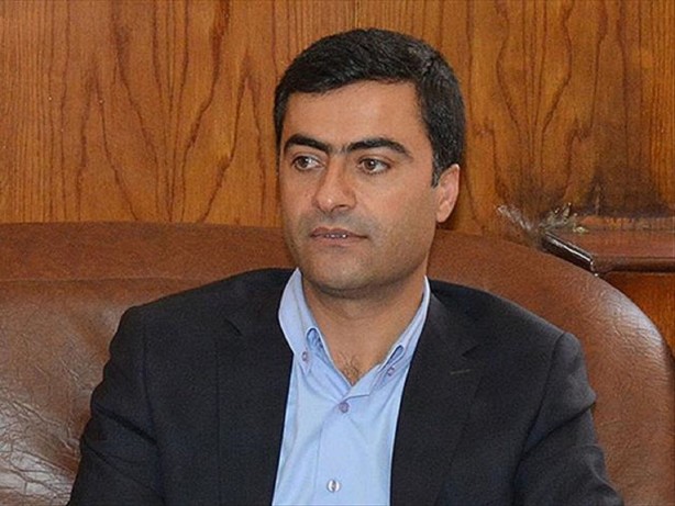 Foto - Cem Küçük 'Genel gidişat iyi değil' diyerek tepki gösterdi: Bu ayıptır