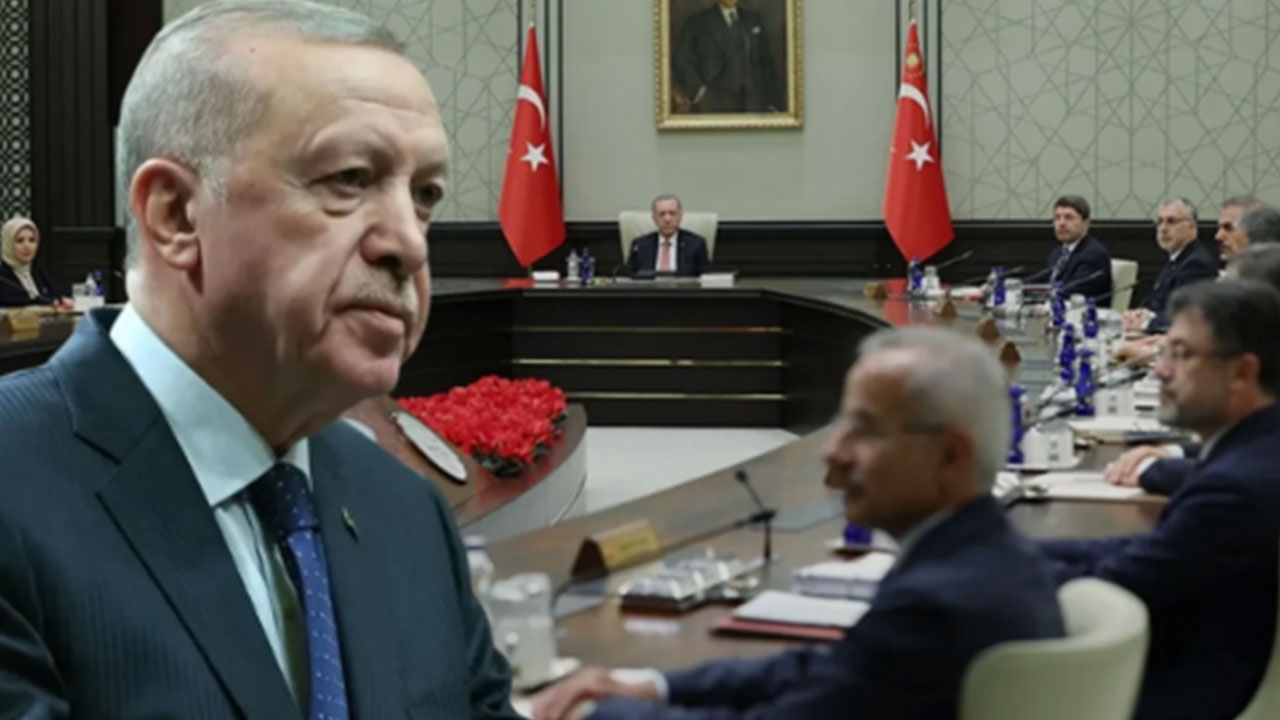 Foto - Cem Küçük kabinede yeri değişmeyecek ismin kim olduğunu açıkladı: Asla gitmez