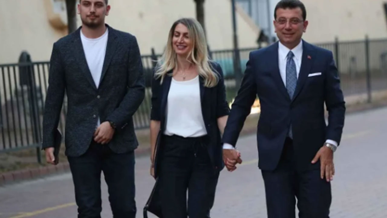 Foto - Cem Küçük Koç ailesiyle ilgili gerçeği açıkladı! 'Önümüzdeki günlerde ortaya çıkacak' diyerek duyurdu