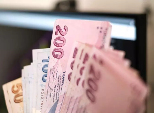 Foto - Cem Küçük maalesef duyurdu: 7 bin lira oldu