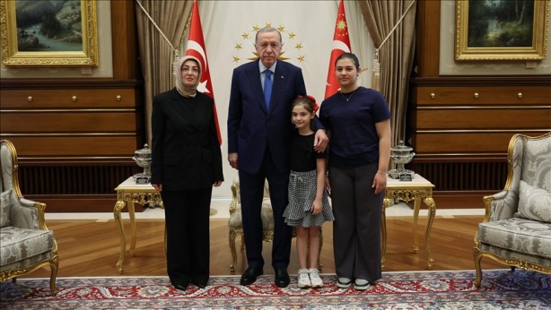 Foto - Cem Küçük, 'Onlarla görüştüm' dedi ve MHP'nin rahatsız olduğu konuyu açıkladı
