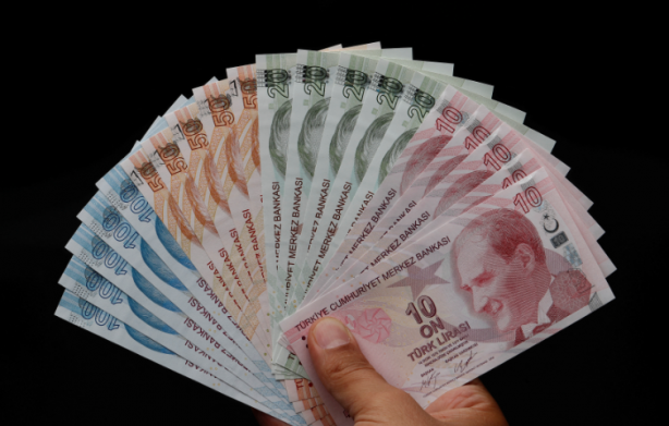 Foto - Cem Küçük milyonlarca emekli ile ilgili sürpriz gelişmeyi duyurdu: AK Parti tespiti yapmış