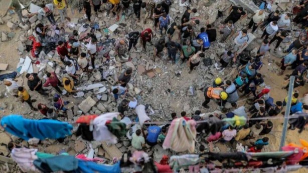 Foto - Cem Küçük resmen çılgına döndü! İşler her an zıvanadan çıkabilir