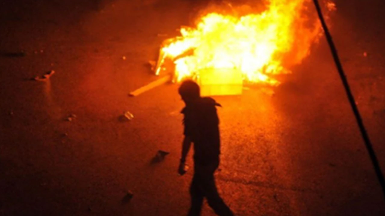 Foto - Cem Küçük 'Şu an hükümete yakın isimler de oradaydı' diyerek açıkladı! Gözaltılar her an başlayabilir