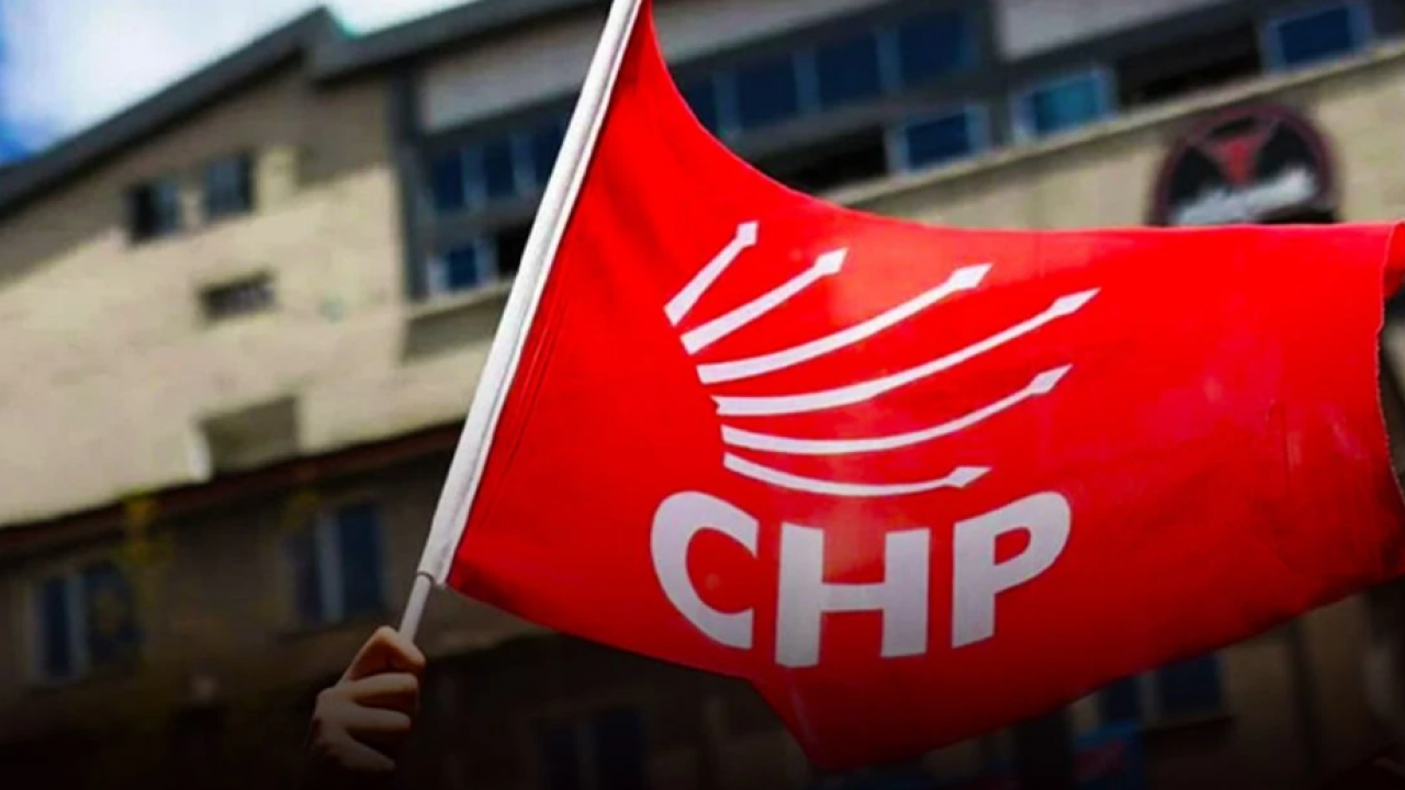 Foto - Cem Küçük'ten AK Parti'ye sitem: Bu nasıl dava anlayışı, gerçekten olacak iş değil