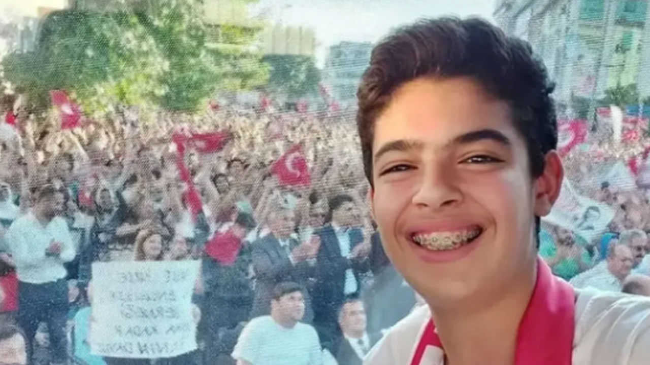 Foto - Cem Küçük'ten canlı yayında gündemi sarsacak çıkış: O ismin hesabına 1 milyon lira gönderildi