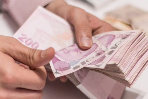 Foto - Cem Küçük canlı yayında açıkladı: Emekli maaşlarına o tarihte zam yapılacak