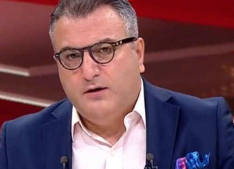 Cem Küçük’ten flaş çıkış! O gazeteci ile birbirlerine girdiler! Ortalık fena karıştı...