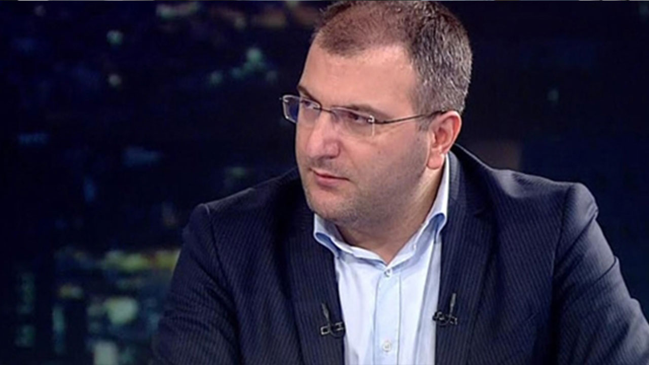 Cem Küçük’ten gündemi sarsacak açıklama: Saldırıdan şüphe ediyorum