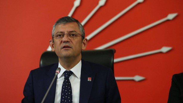 Foto - Cem Küçük’ten herkesi şaşkına çeviren "İsrail" önerisi! Gerçi çamura yatacakları kesin ama gene de deneyelim