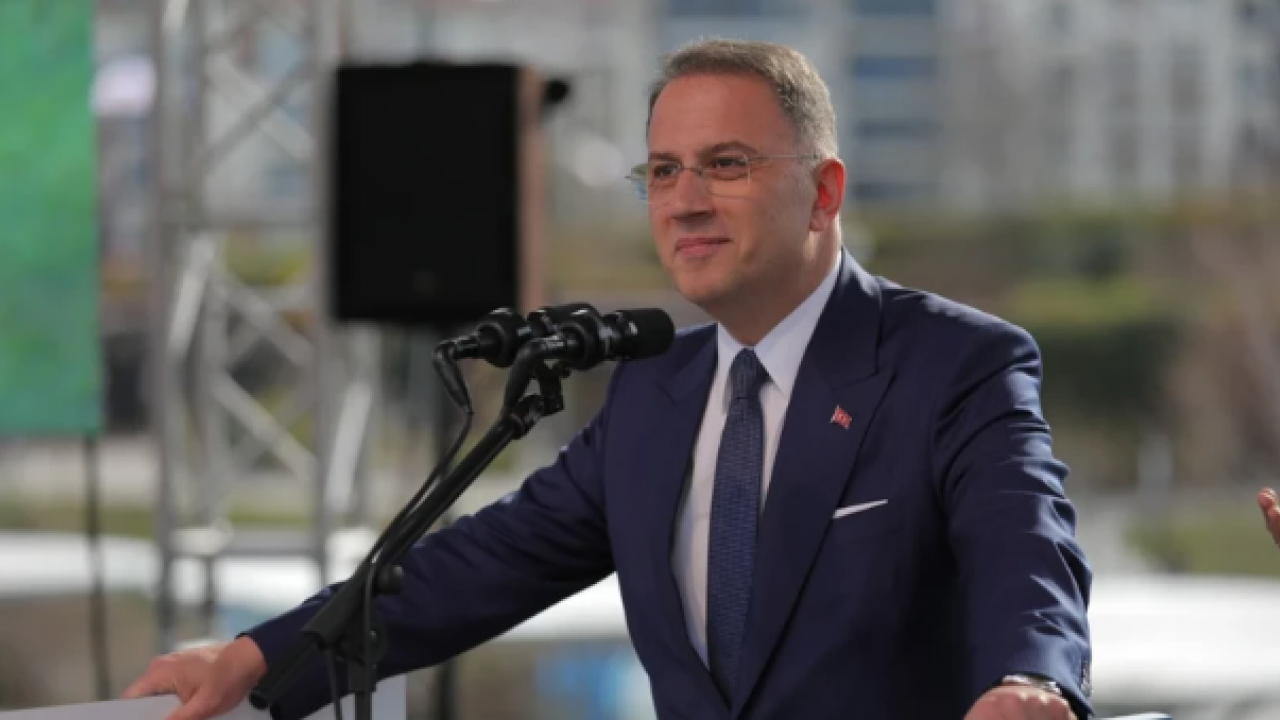 Foto - Cem Küçük'ten şaşırtan çıkış: İki isim de tahliye edilsin