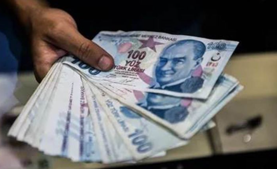 Foto - Cem Küçük'ün canlı yayınında ağzından kaçırdı! Emeklilere verilecek parayı açıkladı, çok büyük sürpriz