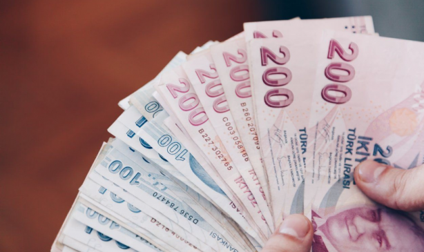 Foto - Cem Küçük'ün canlı yayınında duyuruldu: Emekliler oradan 20 bin lira alabilir