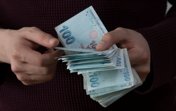 Foto - Cem Küçük'ün canlı yayınında duyuruldu: Emekliler oradan 20 bin lira alabilir