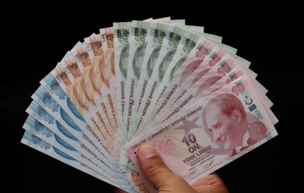 Foto - Cem Küçük'ün canlı yayınında duyuruldu: Emekliler oradan 20 bin lira alabilir