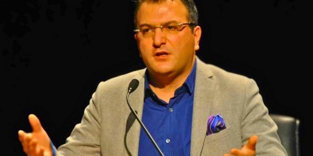 Foto - Cem Küçük'ün iddiası sosyal medyayı salladı: Yeni banka müdürü o ismi görevinden aldı