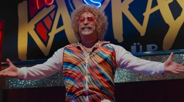 Foto - Cem Yılmaz’ın ahlaksız karakteri Netflix’e kapak attı! Tencere yuvarlandı kapağını buldu