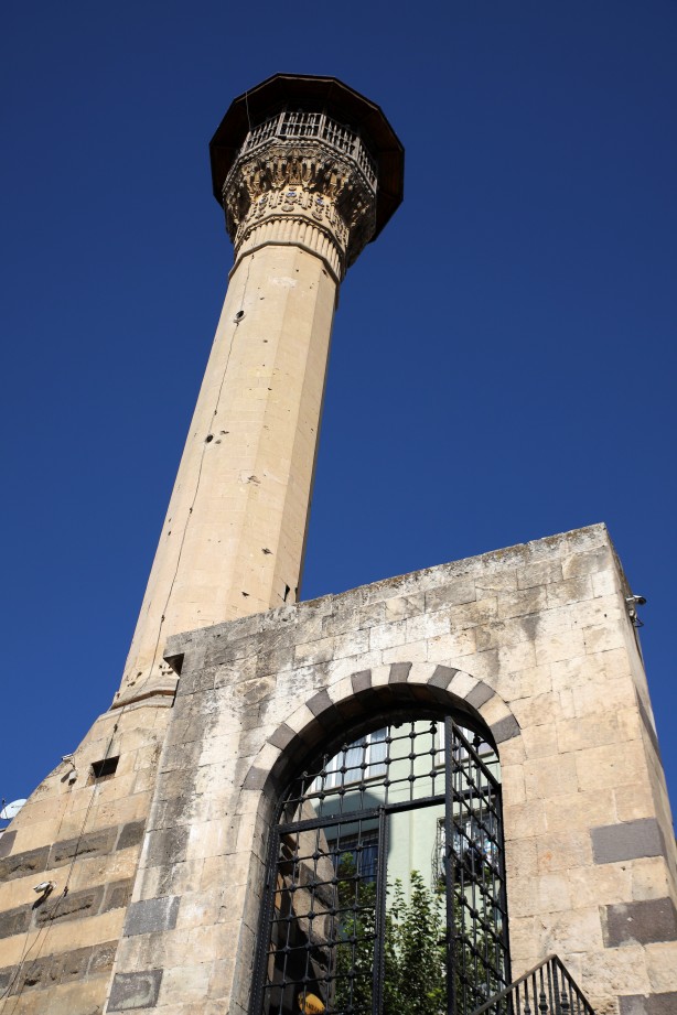 Cemaatin büyük ilgisini çekiyor! Dünyada benzeri olmayan minber